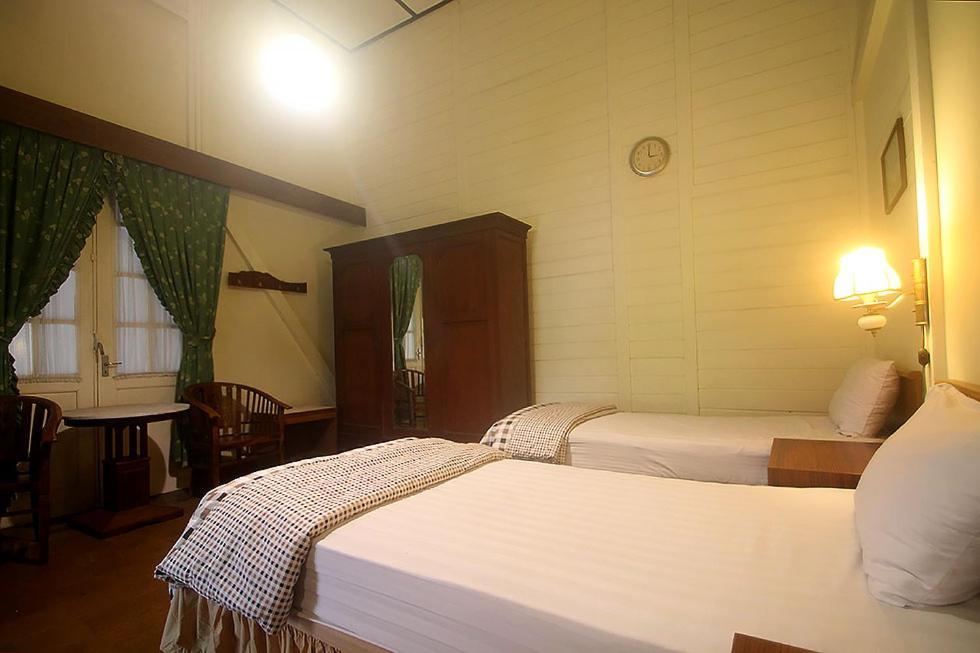 Hotel Villa Rawa Pening Pratama By Aparian Bandungan Exterior foto