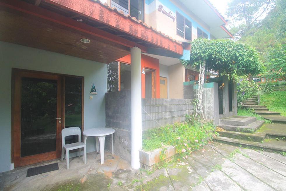 Hotel Villa Rawa Pening Pratama By Aparian Bandungan Exterior foto